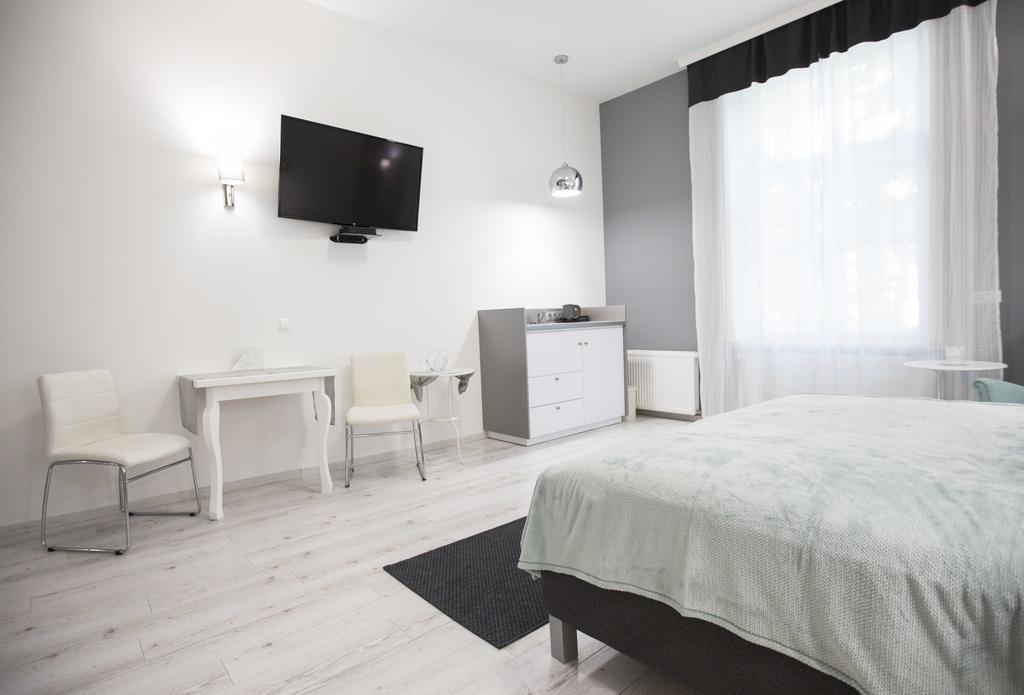 City Center Stúdió Apartmanok Szeged Exterior foto